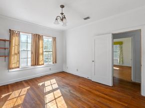 810 E 45th ST, Austin TX 78751