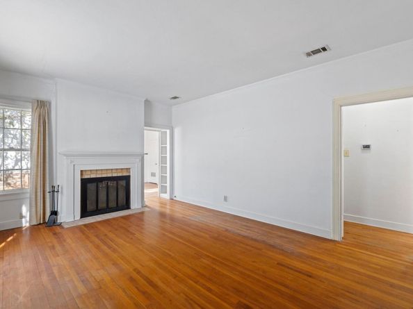 810 E 45th ST, Austin TX 78751