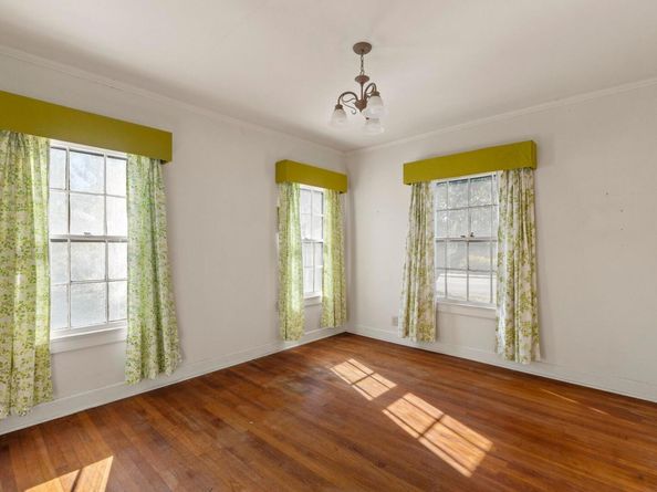 810 E 45th ST, Austin TX 78751