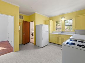 810 E 45th ST, Austin TX 78751