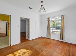 810 E 45th ST, Austin TX 78751