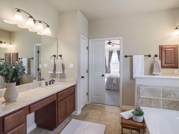 5025 Patagonia PASS, Austin TX 78738