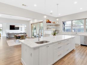 15101 Joseph DR, Lakeway TX 78734