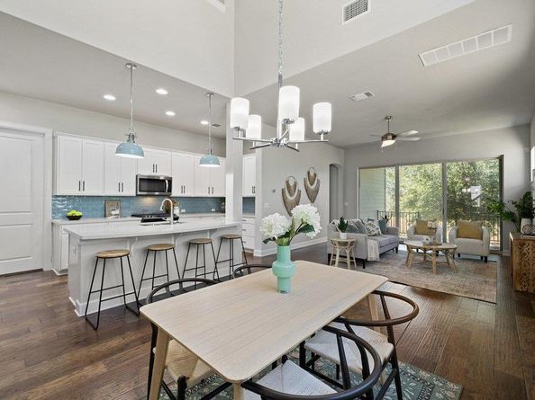 5820 Harper Park DR 43, Austin TX 78735