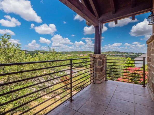 101 Stephanie LN, Austin TX 78738