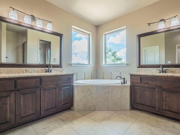 101 Stephanie LN, Austin TX 78738