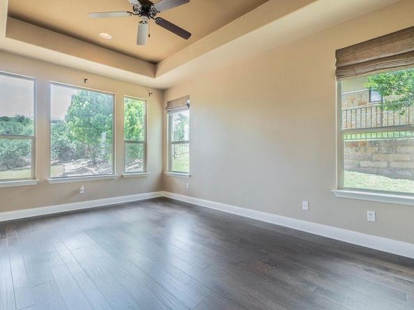 101 Stephanie LN, Austin TX 78738