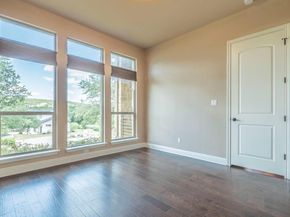 101 Stephanie LN, Austin TX 78738