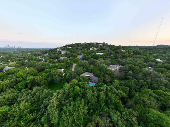 4812 Mantle DR, Austin TX 78746