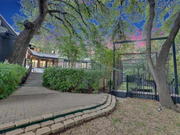 4812 Mantle DR, Austin TX 78746