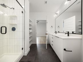 2220 Webberville RD 207, Austin TX 78702