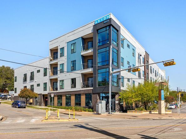 2220 Webberville RD 207, Austin TX 78702