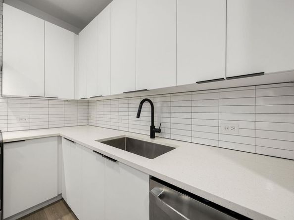 2220 Webberville RD 207, Austin TX 78702