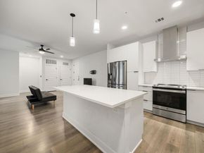 2220 Webberville RD 207, Austin TX 78702