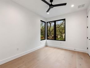 2611 Oak Crest Ave A, Austin TX 78704