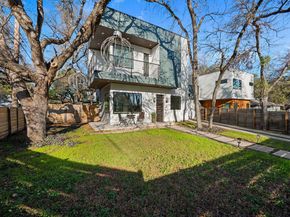 910 Nalide ST B, Austin TX 78745