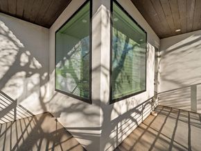 910 Nalide ST B, Austin TX 78745