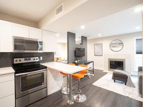 935 La Posada DR 131, Austin TX 78752