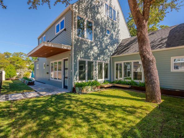 2105 Enfield RD A, Austin TX 78703