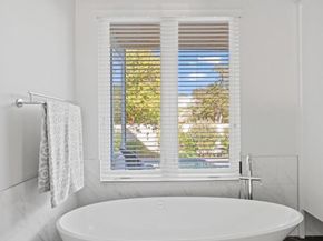 2105 Enfield RD A, Austin TX 78703