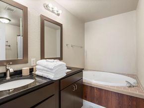 8601 Putnam DR, Austin TX 78757