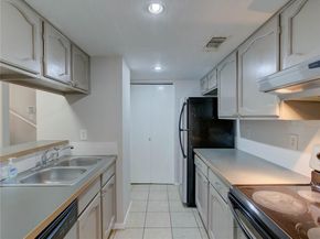 1710 Cinnamon PATH, Austin TX 78704