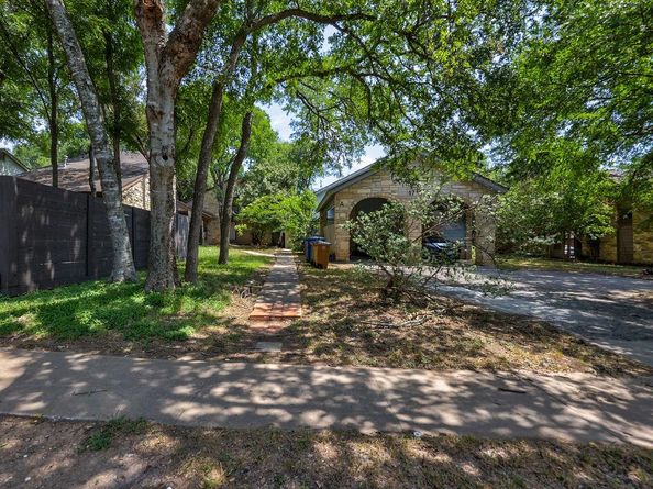 1710 Cinnamon PATH, Austin TX 78704