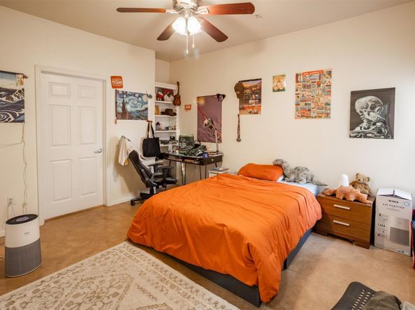 910 W 25th ST 403, Austin TX 78705