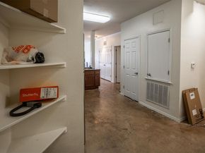 910 W 25th ST 403, Austin TX 78705