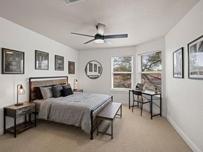 11 Treehaven LN, The Hills TX 78738