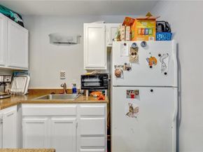 1000 W 26th ST 109, Austin TX 78705