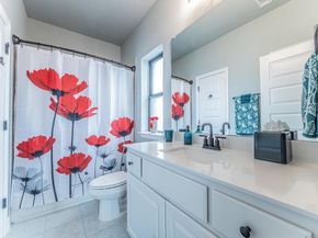 112 Hollytree Ct, Georgetown TX 78628