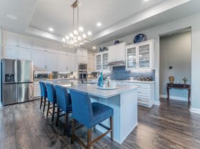 112 Hollytree Ct, Georgetown TX 78628