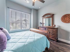 112 Hollytree Ct, Georgetown TX 78628