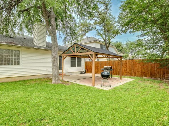 13371 Amasia DR, Austin TX 78729