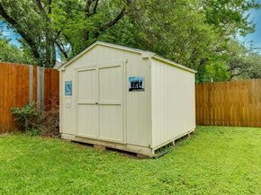 13371 Amasia DR, Austin TX 78729