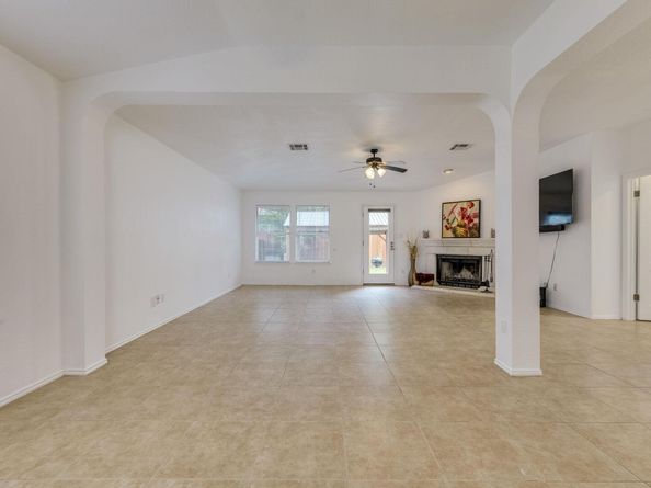 13371 Amasia DR, Austin TX 78729