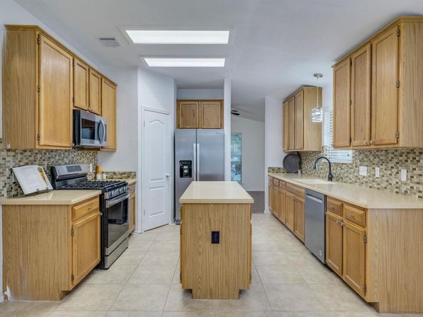 13371 Amasia DR, Austin TX 78729