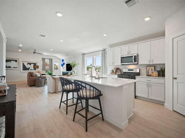 9509 Oxbow Strap DR, Austin TX 78724