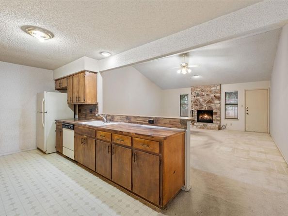 12006 Trianon LN, Austin TX 78727