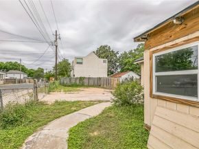 6206 Ponca ST, Austin TX 78741
