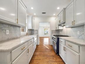 1806 Stamford LN, Austin TX 78703