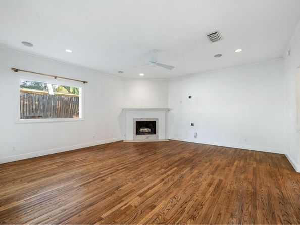 1806 Stamford LN, Austin TX 78703