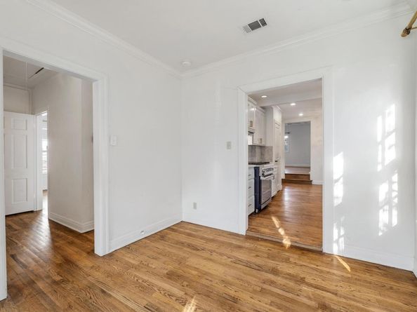1806 Stamford LN, Austin TX 78703