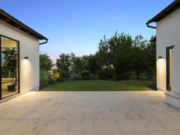 4401 Amarra DR 20, Austin TX 78735