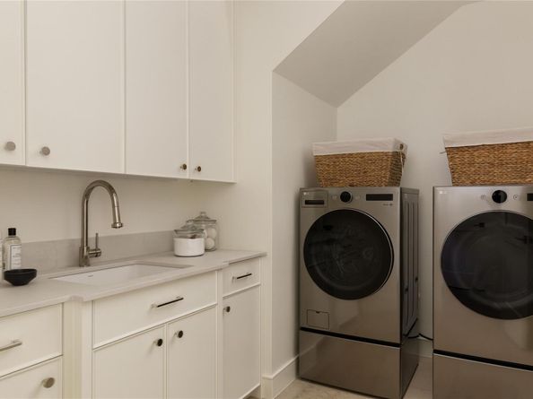4401 Amarra DR 20, Austin TX 78735