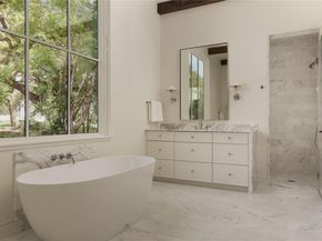 4401 Amarra DR 20, Austin TX 78735