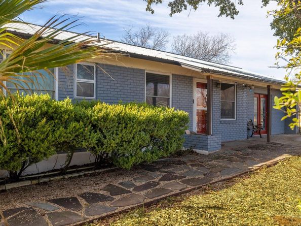 205 E Lola DR, Austin TX 78753