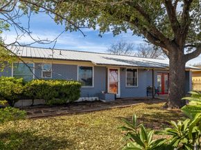 205 E Lola DR, Austin TX 78753