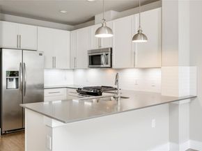 2724 Treble LN 324, Austin TX 78704